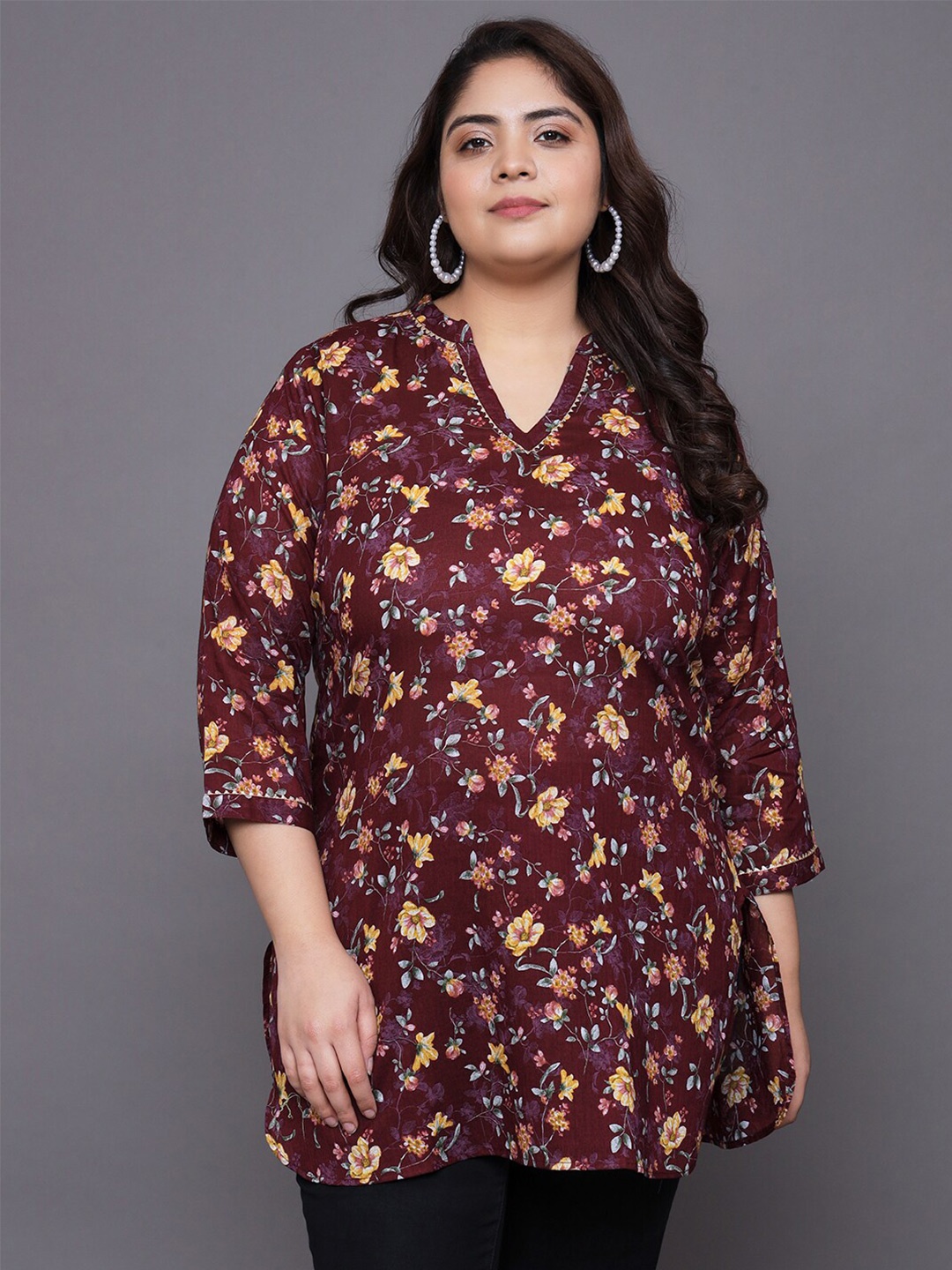 

Tissu Plus Size Floral Printed V-Neck Gotta Patti Pure Cotton Kurti, Maroon