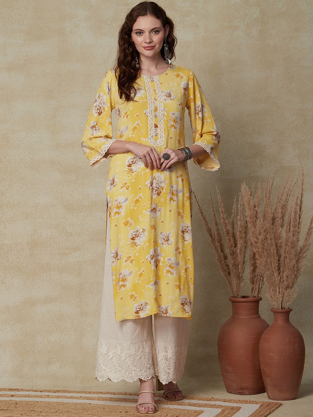 

FASHOR Floral Printed Lace Insert Flared Sleeves Straight Kurta, Yellow