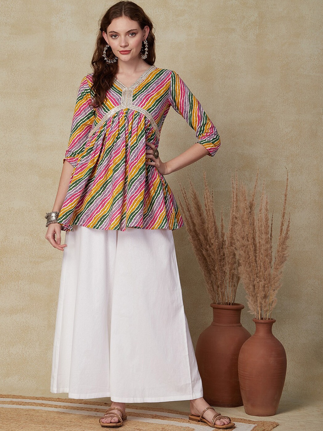 

FASHOR Leheriya Printed Empire Mirror Work Pure Cotton Kurti With Palazzos, Green