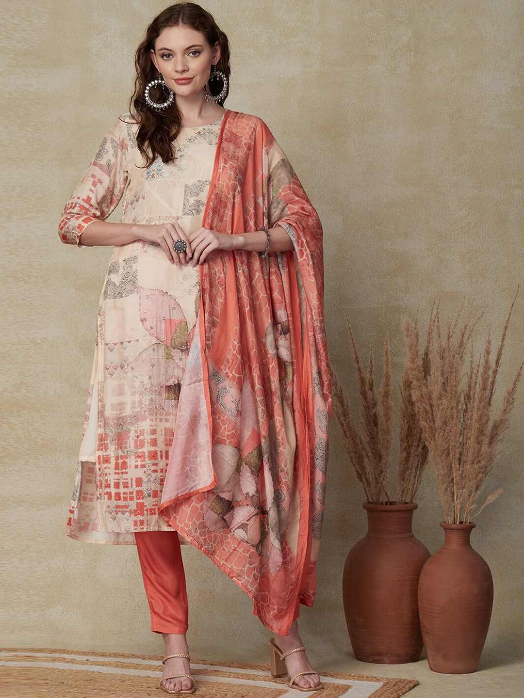 

FASHOR Ethnic Motifs Printed Sequinned Kurta & Trousers With Dupatta, Beige