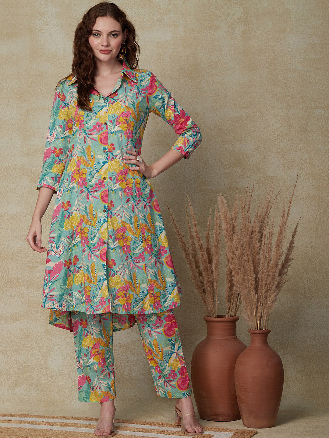 

FASHOR Floral Printed Pure Cotton Kurta with Trousers, Green