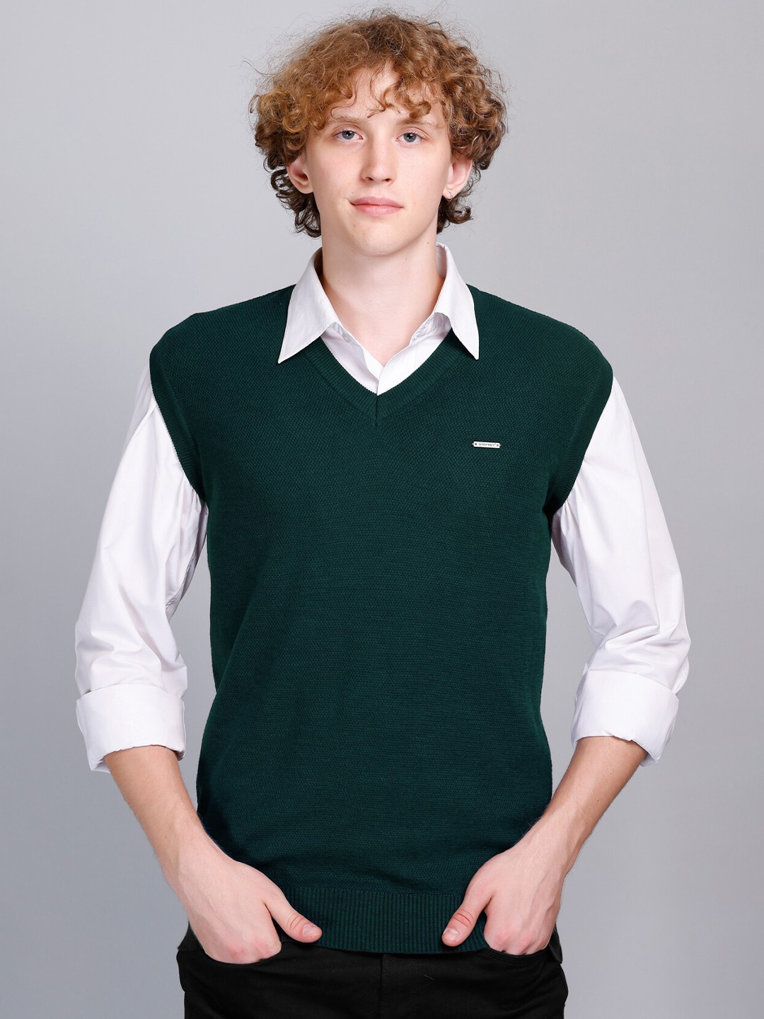 

GODFREY V-Neck Woollen Sweater Vest, Teal