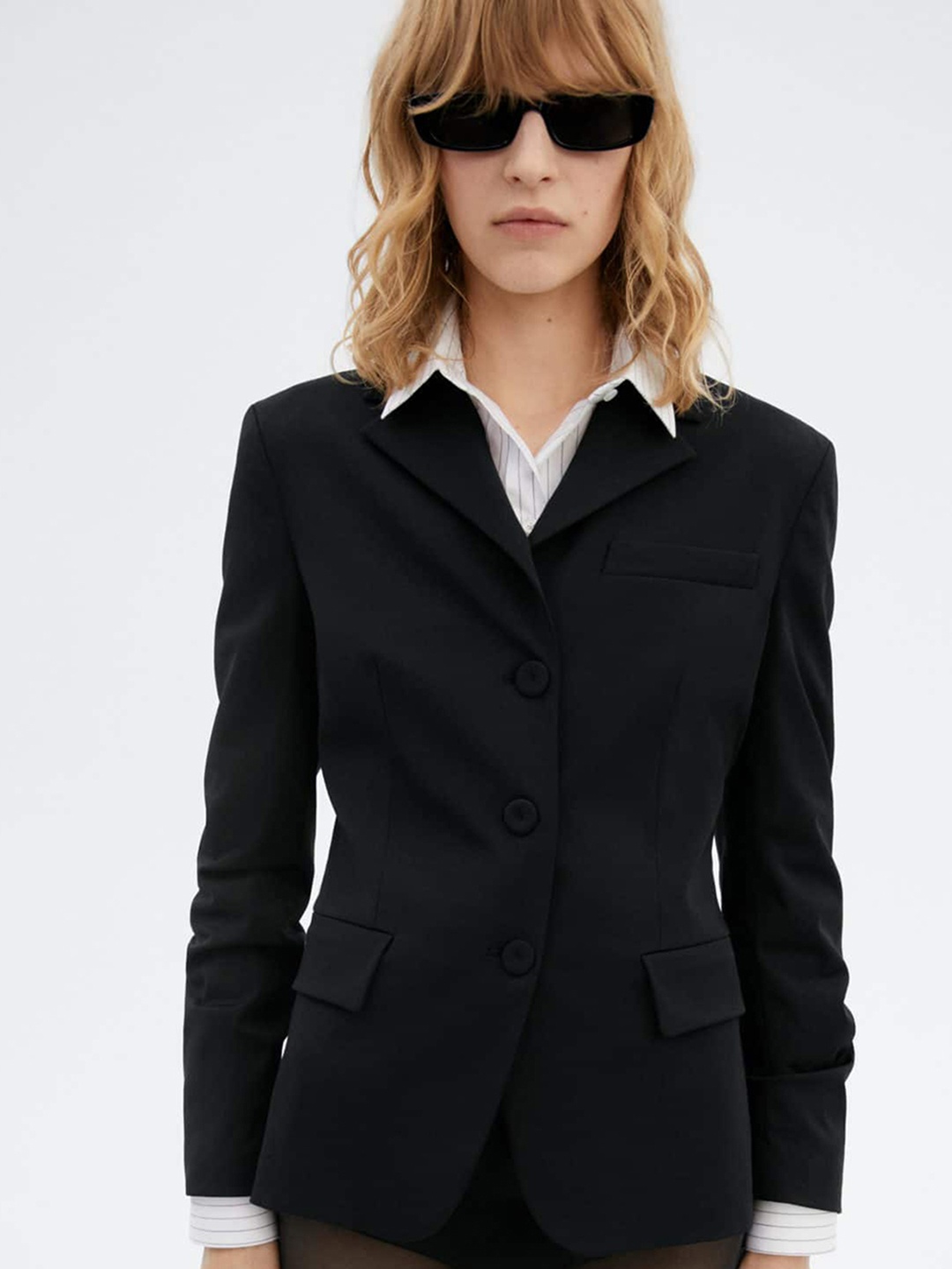 

MANGO Triple-Breasted Notched Lapel Collar Smart Casual Tailored Blazer, Black