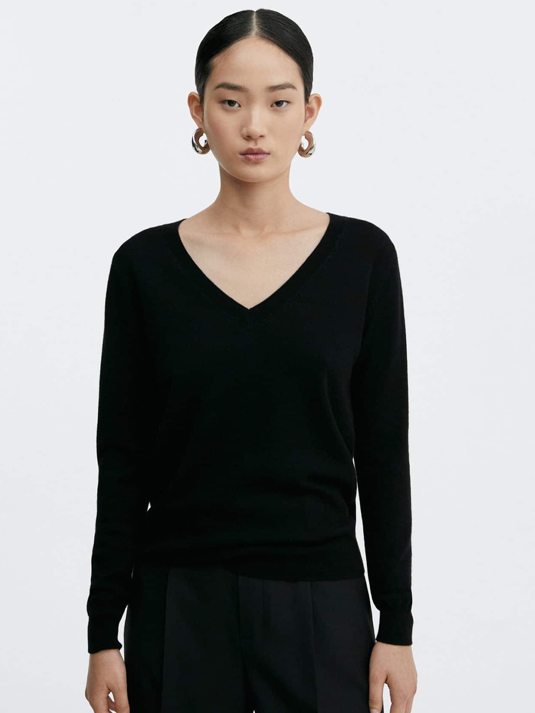 

MANGO V-Neck Woollen Pullover, Black