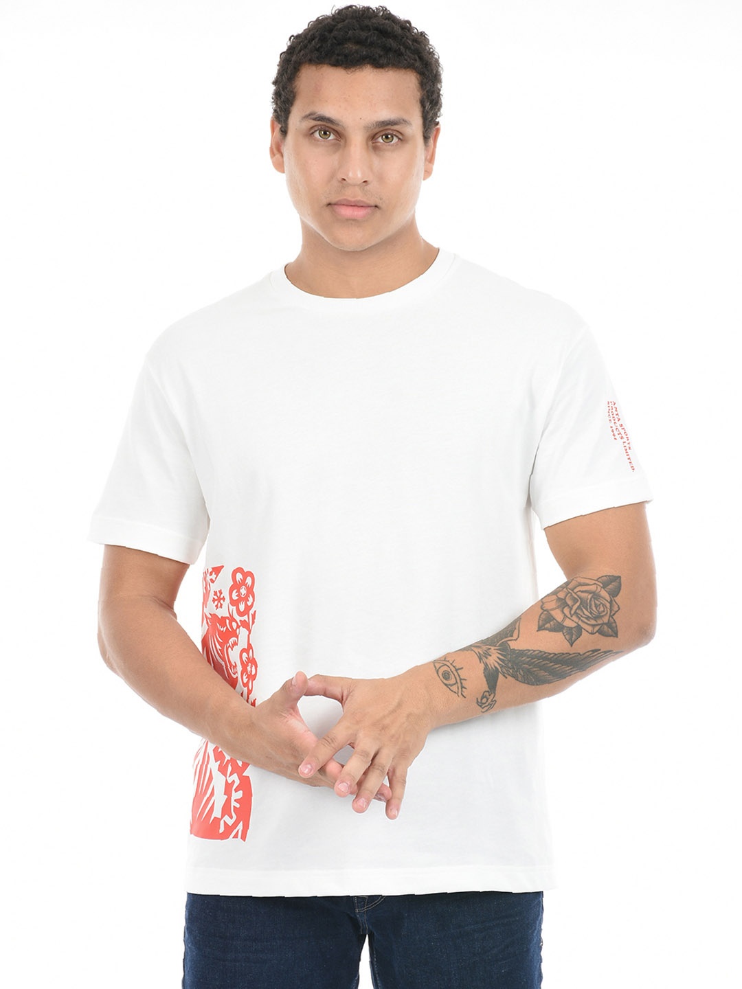 

Anta Applique Round Neck Relaxed Fit Pure Cotton Tshirt, White
