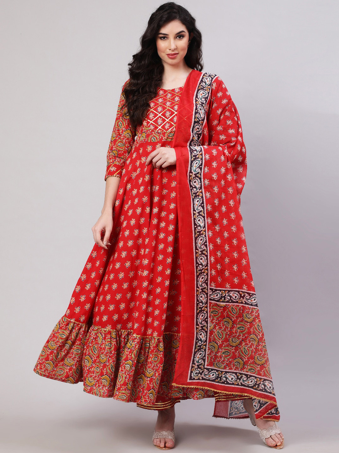 

GLAM ROOTS Women Red Ethnic Motifs Printed Empire Gotta Patti Kurta with Trousers & With Dupatta