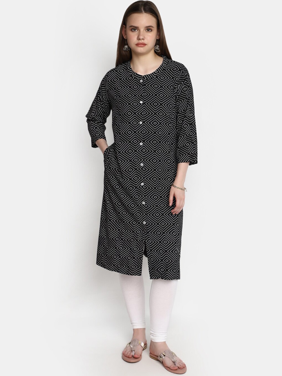 

V-Mart Geometric Printed Straight Kurta, Black