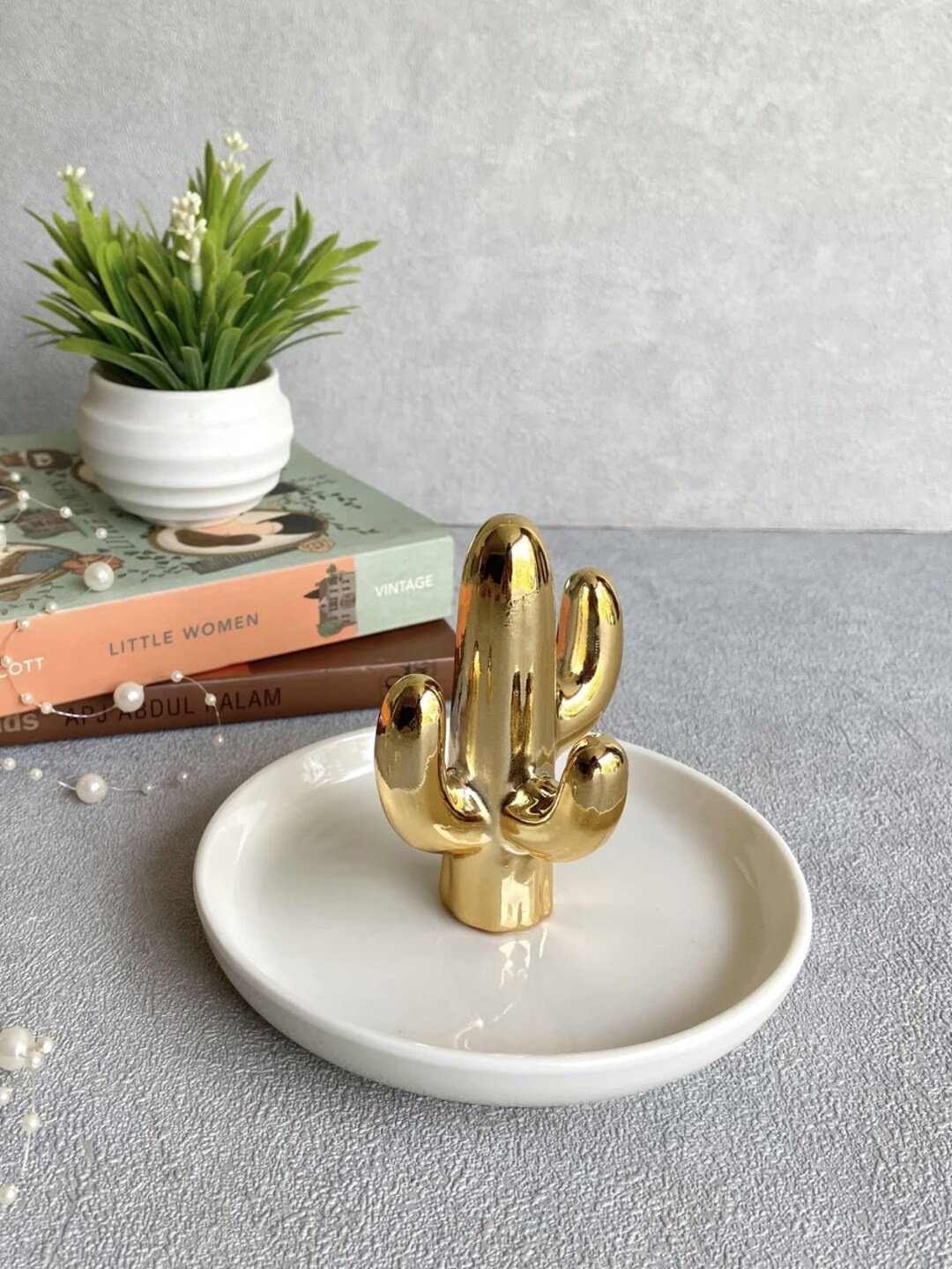 

House of Objects White Ceramic Lexi Cactus Accessory Holder