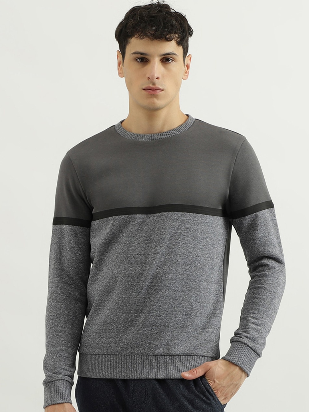 United Colors of Benetton Round Neck Pullover Sweatshirt, Grey