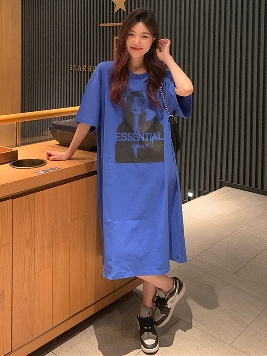 

LULU & SKY Graphic Printed T-shirt Dress, Blue