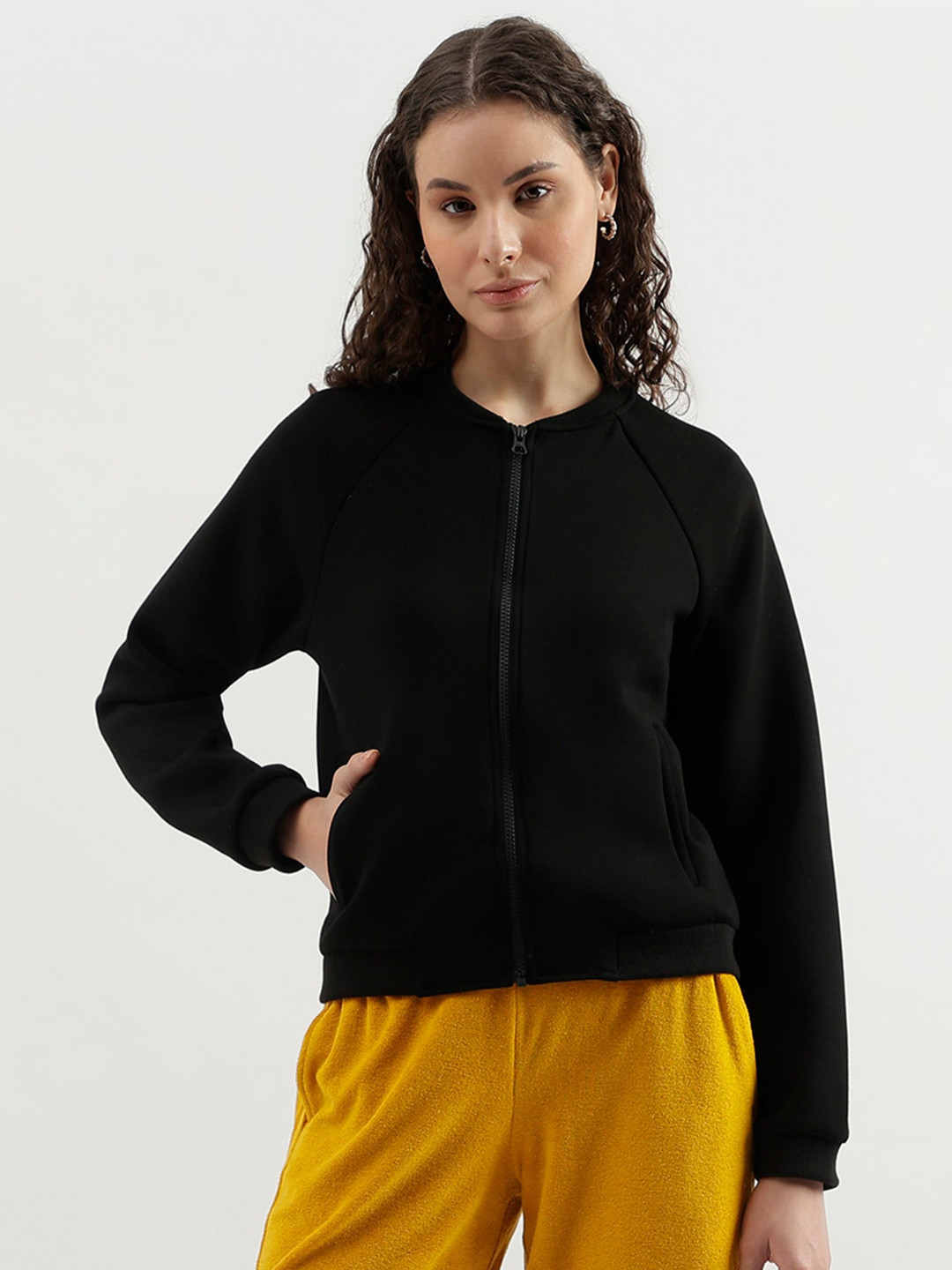 

United Colors of Benetton Mock Collar Front-Open Sweatshirt, Black
