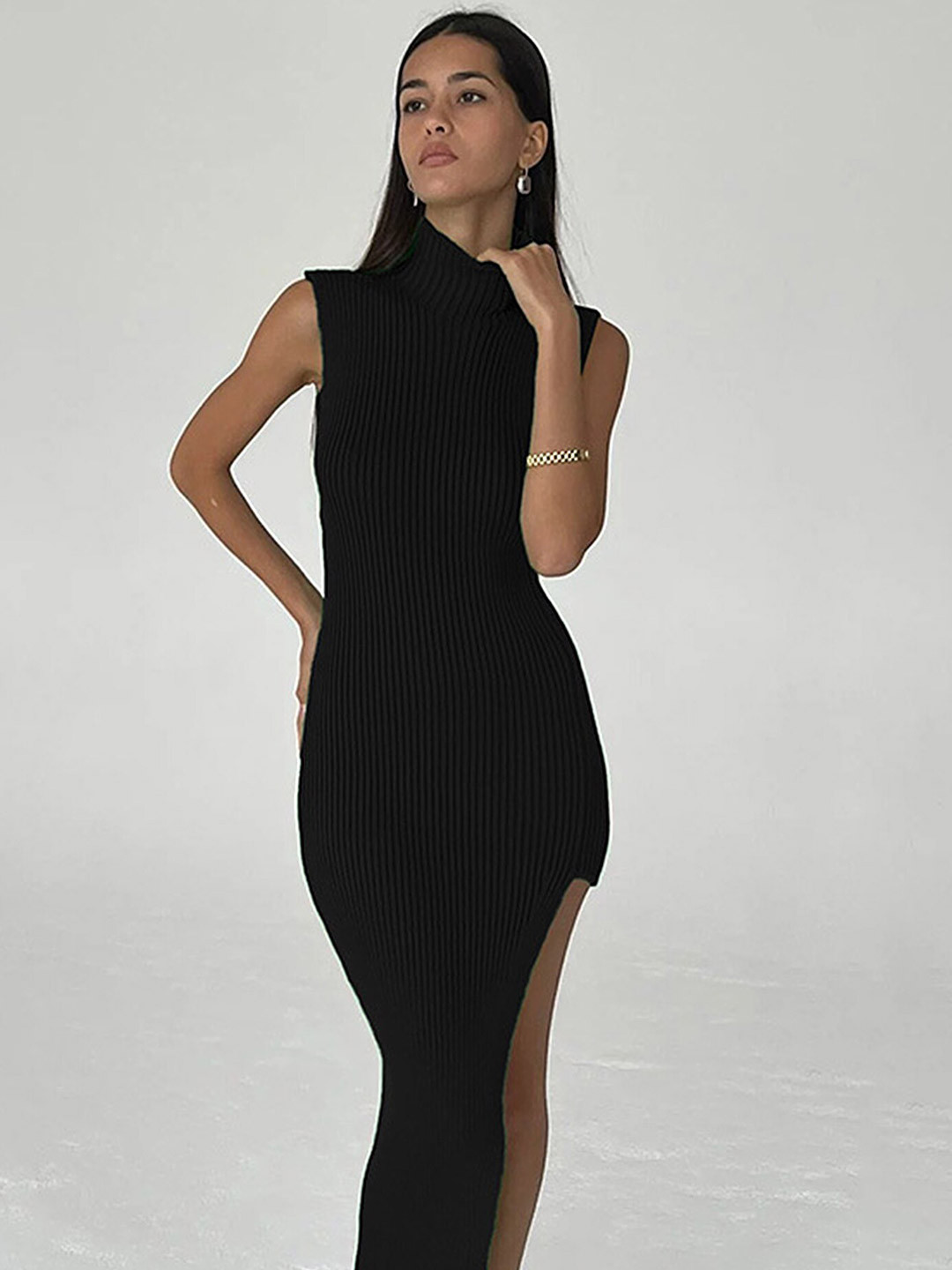 

LULU & SKY Black Bodycon Midi Dress