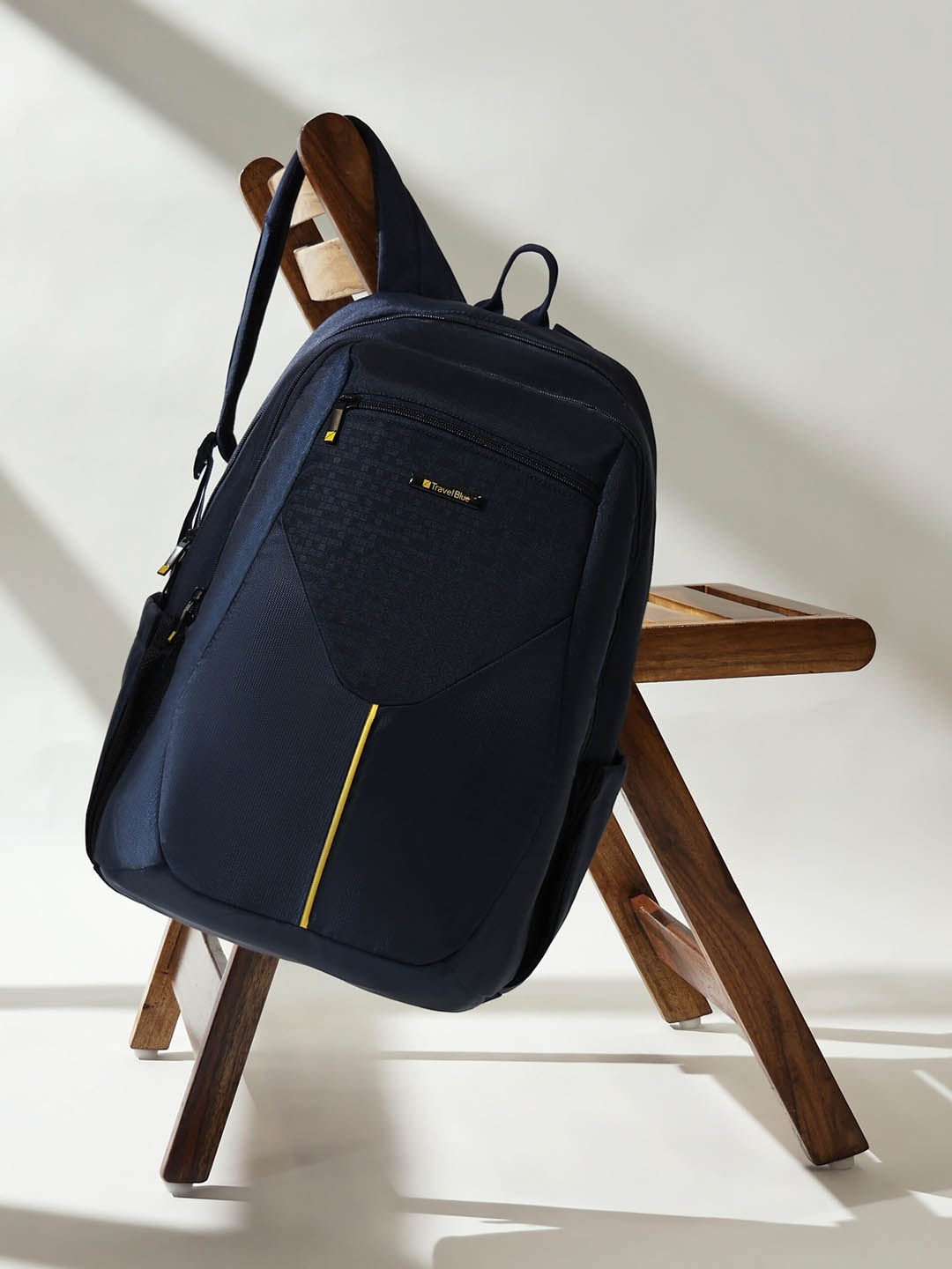 

Travel Blue Unisex Medium Backpack - Up to 17.3 inch Laptop, Navy blue