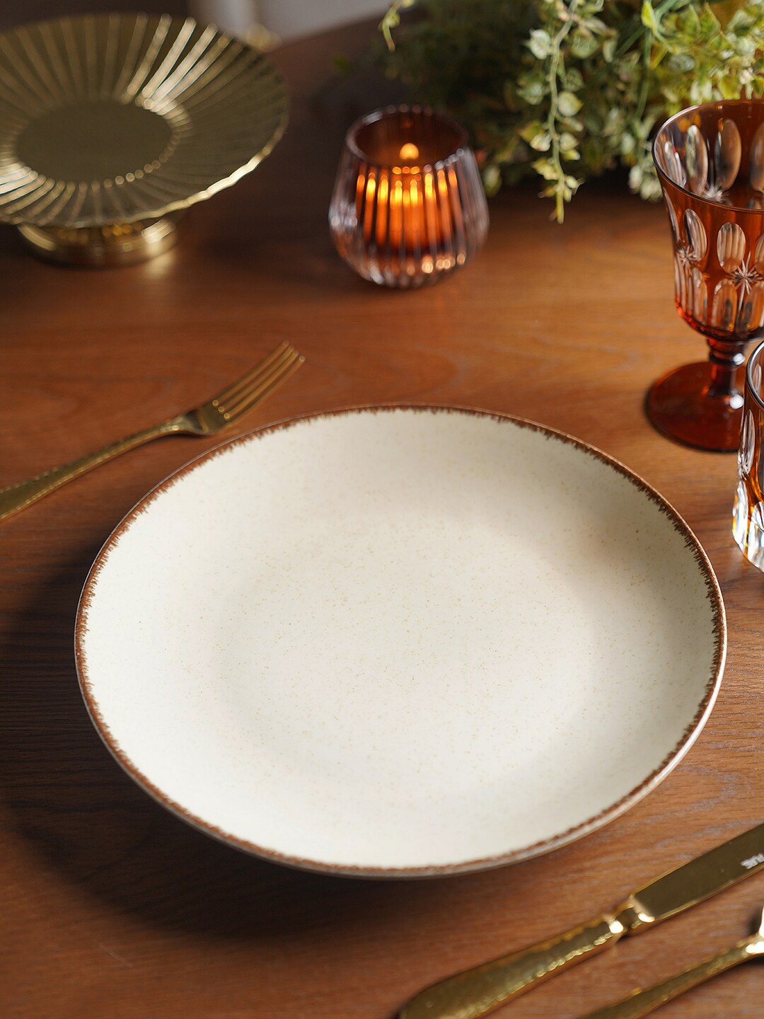 

Pure Home and Living Beige Porcelain Matte Dinner Plate