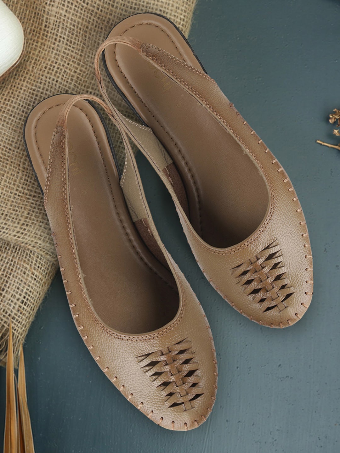 

Mochi Textured Leather Wedges Mules With Backstrap, Beige