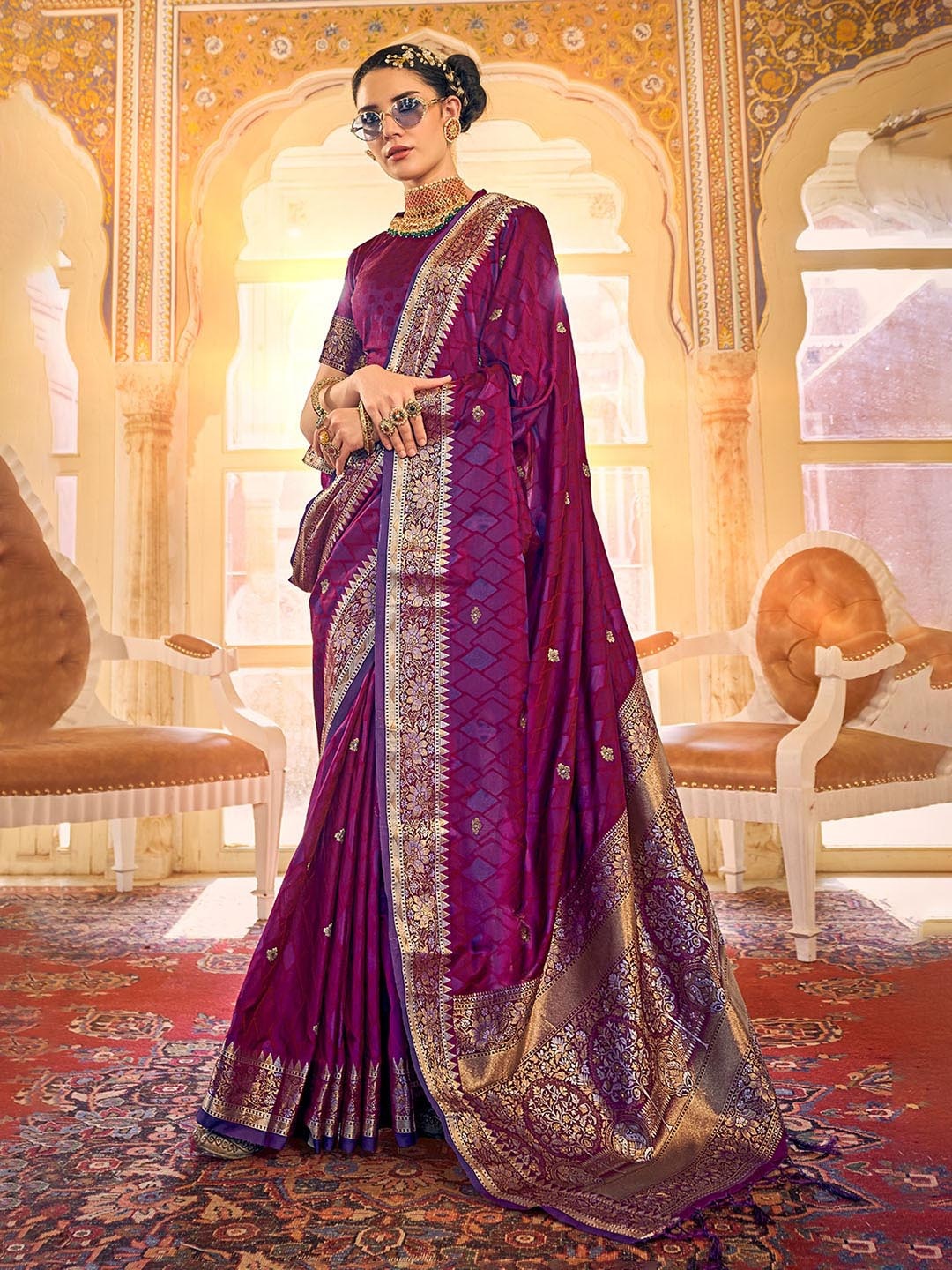 

DEVATITHI Ethnic Motifs Woven Design Zari Satin Banarasi Saree, Purple