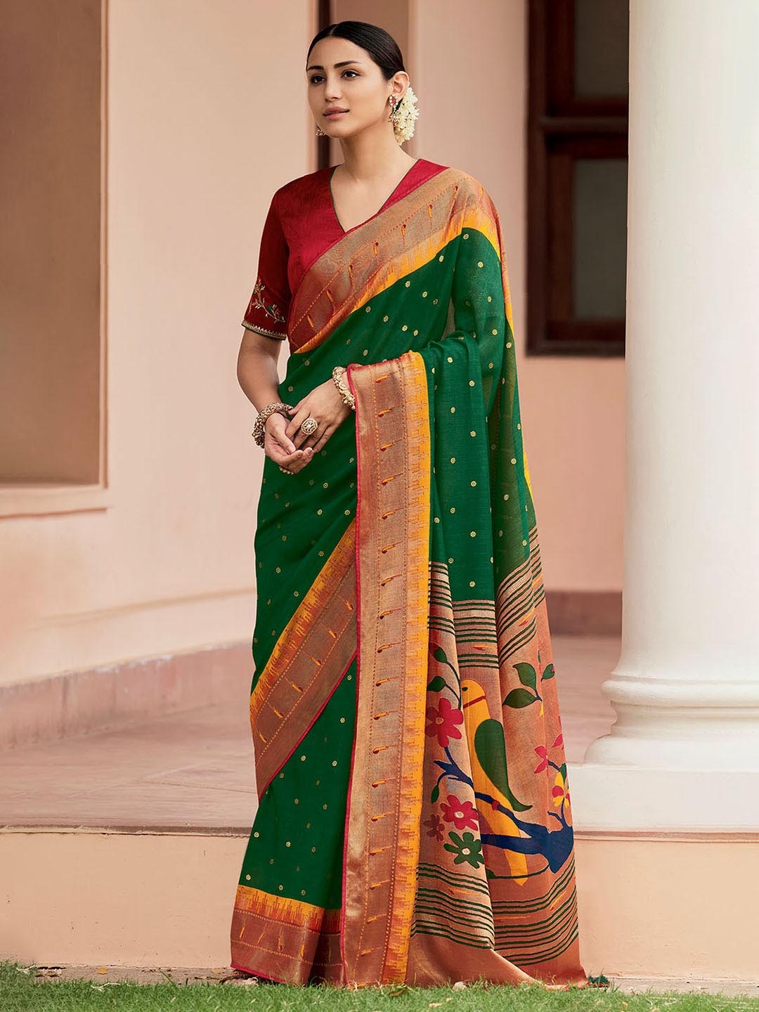 

DEVATITHI Ethnic Motifs Woven Design Zari Paithani Saree, Green