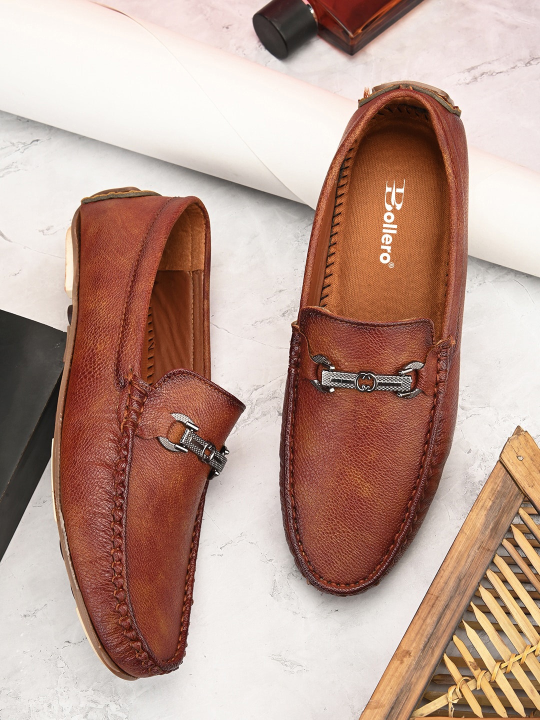 Bollero Men Textured Lightweight Horsebit Loafers, Tan