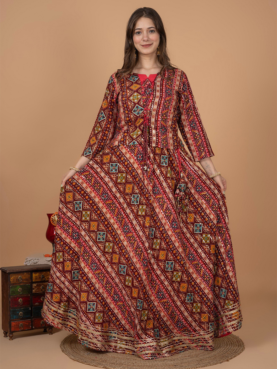 

MissKurti Etnic Motif Printed Sequinned Ready To Wear Lehenga Choli, Maroon