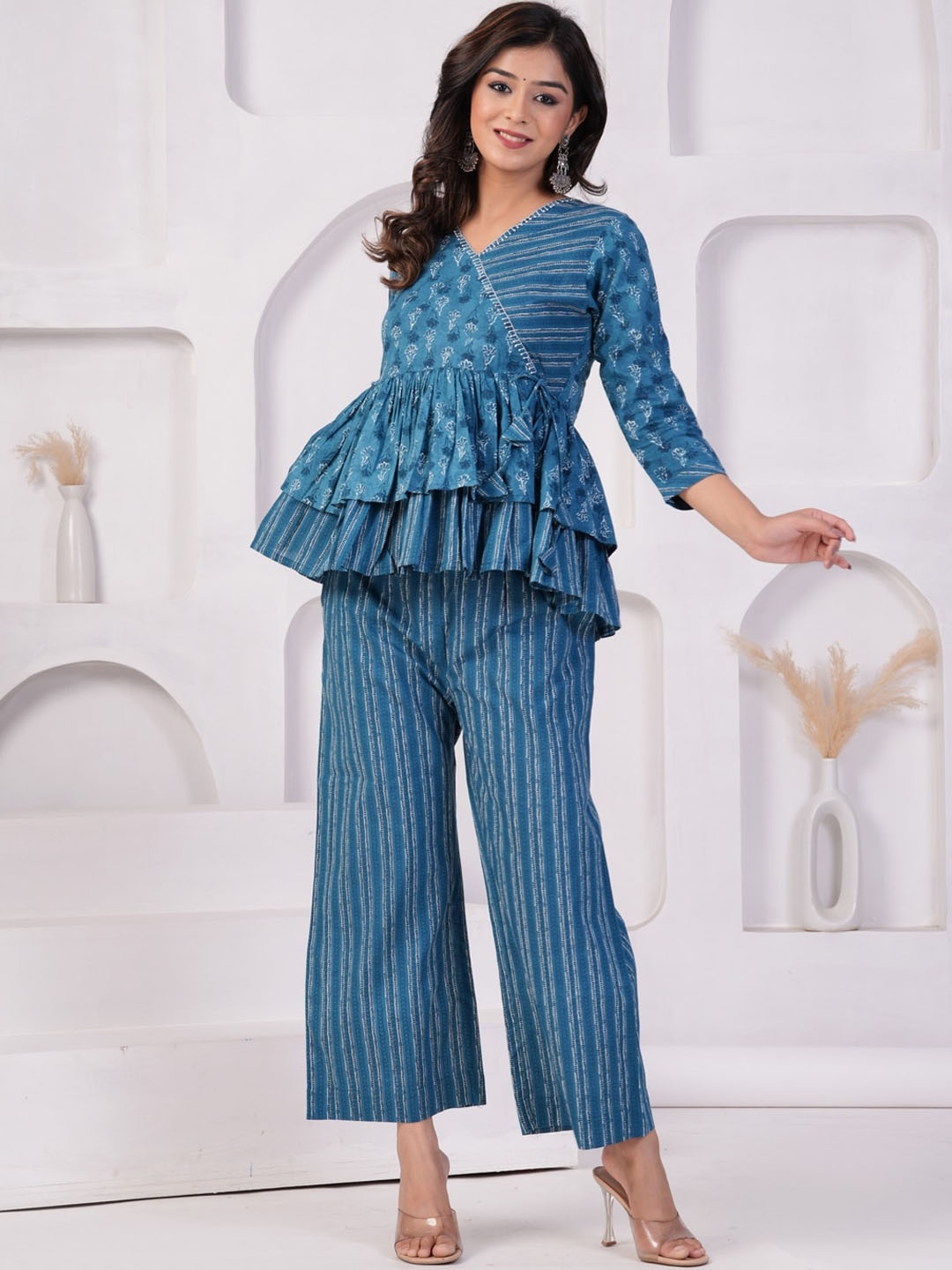 

EtnicaWear Pure Cotton Printed V-Neck A-Line Top With Palazzo, Blue