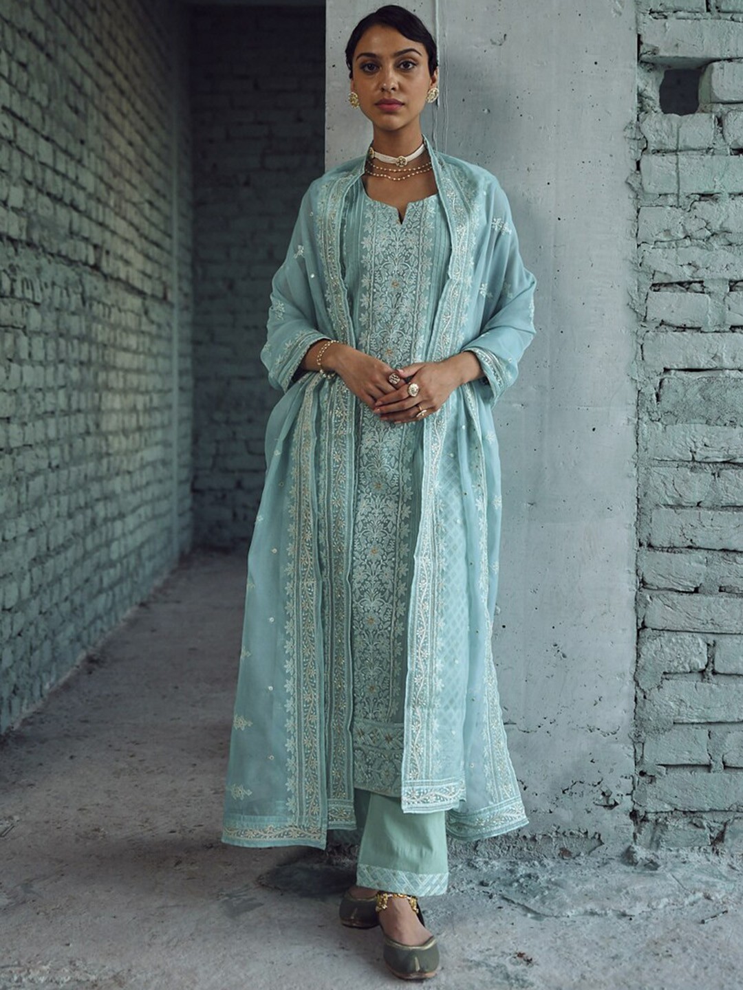 

KARAJ JAIPUR Geometric Embroidered Beads & Stones Kurta With Trousers & Dupatta, Blue