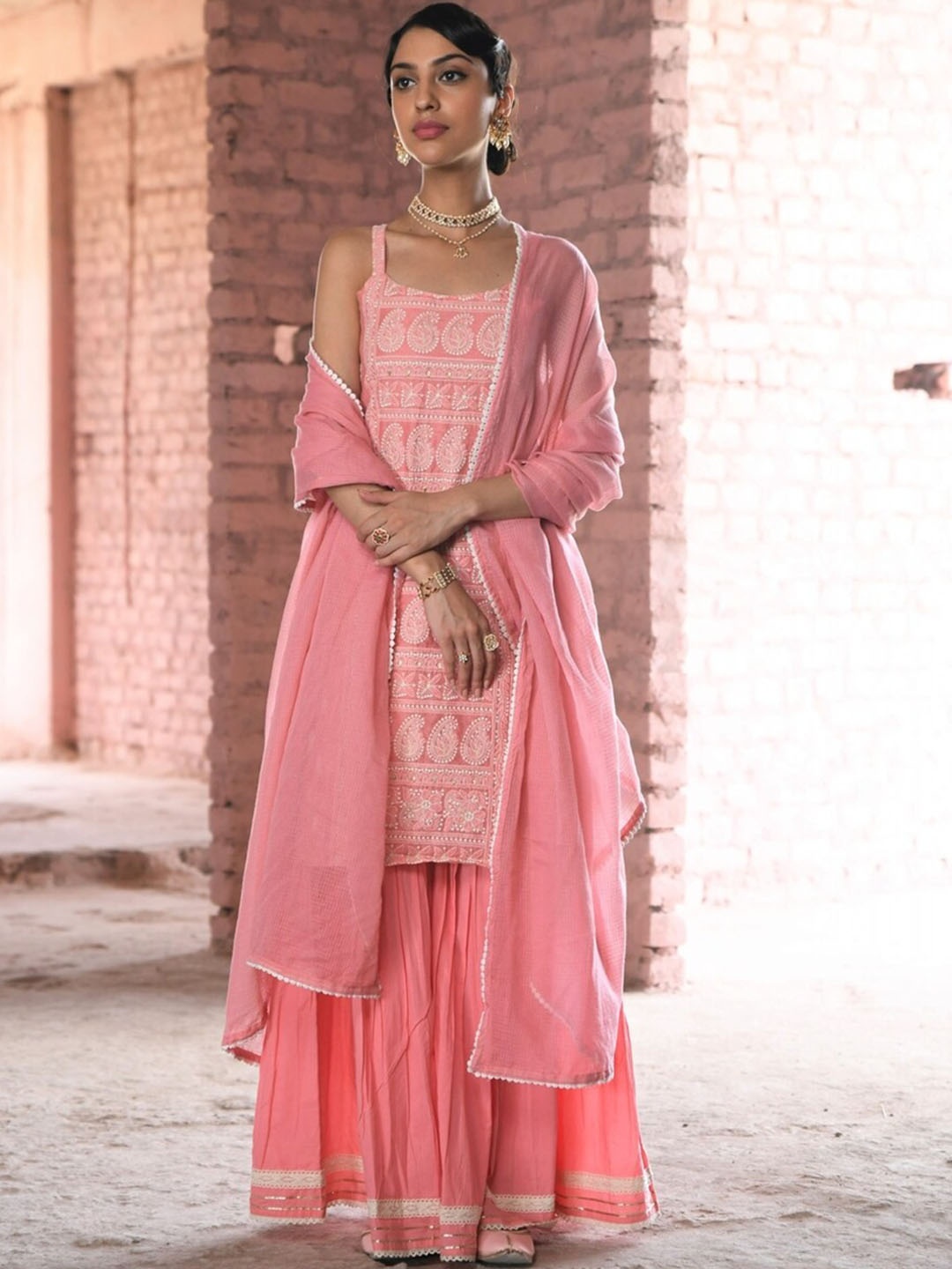 

KARAJ JAIPUR Ethnic Motifs Embroidered Regular Thread Work Kurta with Sharara & Dupatta, Pink