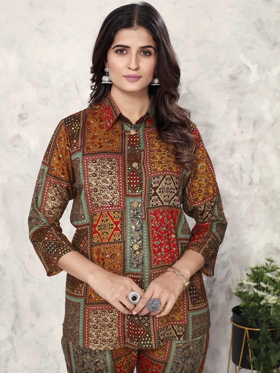 

Panzora Ethnic Motifs Printed Shirt & Trouser Co-Ords, Brown