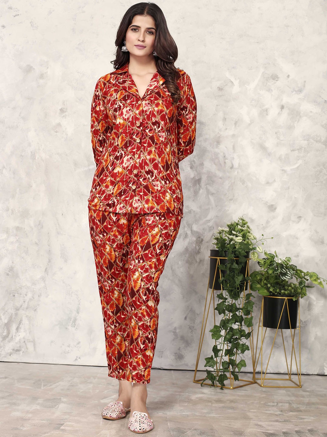 

Panzora Abstract Printed Shirt & Trousers Co-Ords, Red