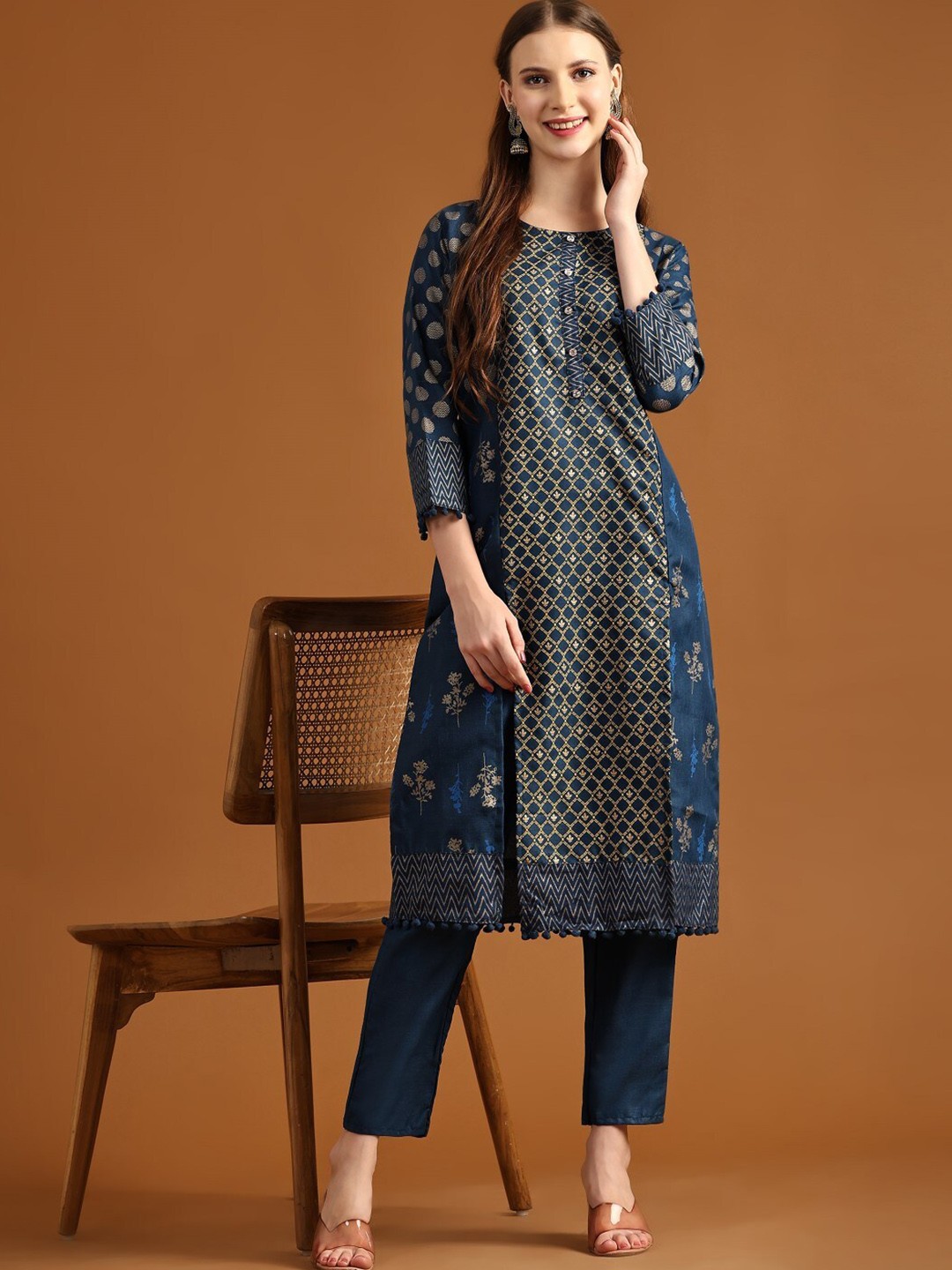 

Modestouze Attires Ethnic Motifs Printed Regular Kurta With Trousers, Teal
