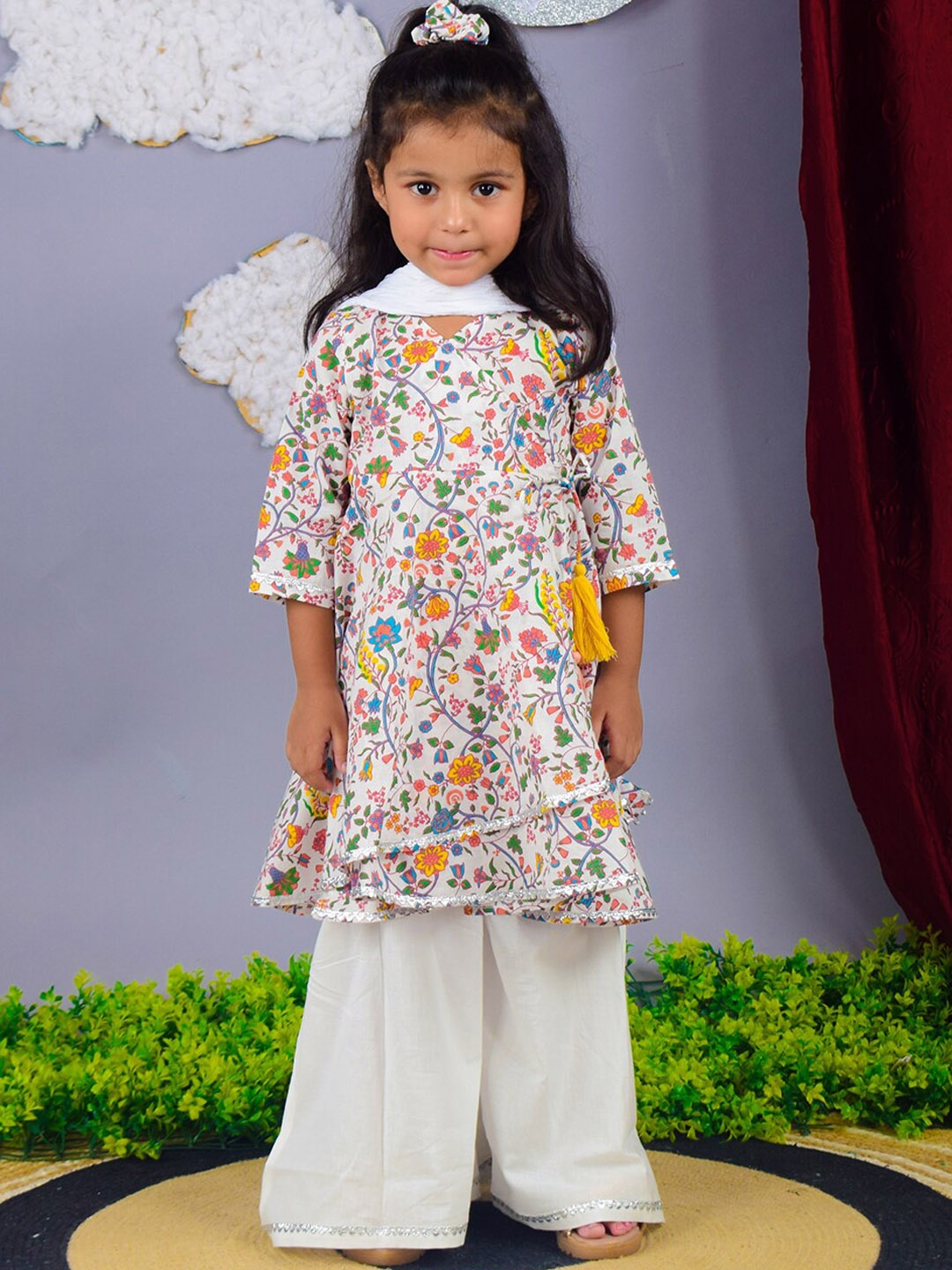 

Nino Bambino Girls Floral Printed Layered Pure Cotton Kurta With Palazzos & Dupatta, White