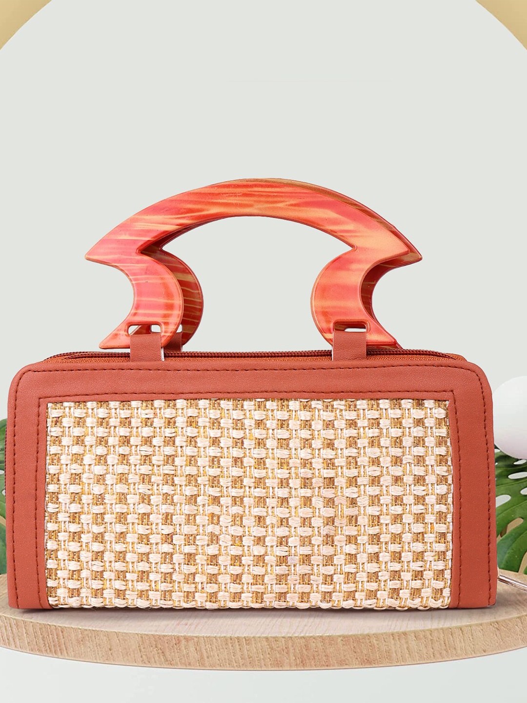 

DN Creation Checked Box Clutch, Red