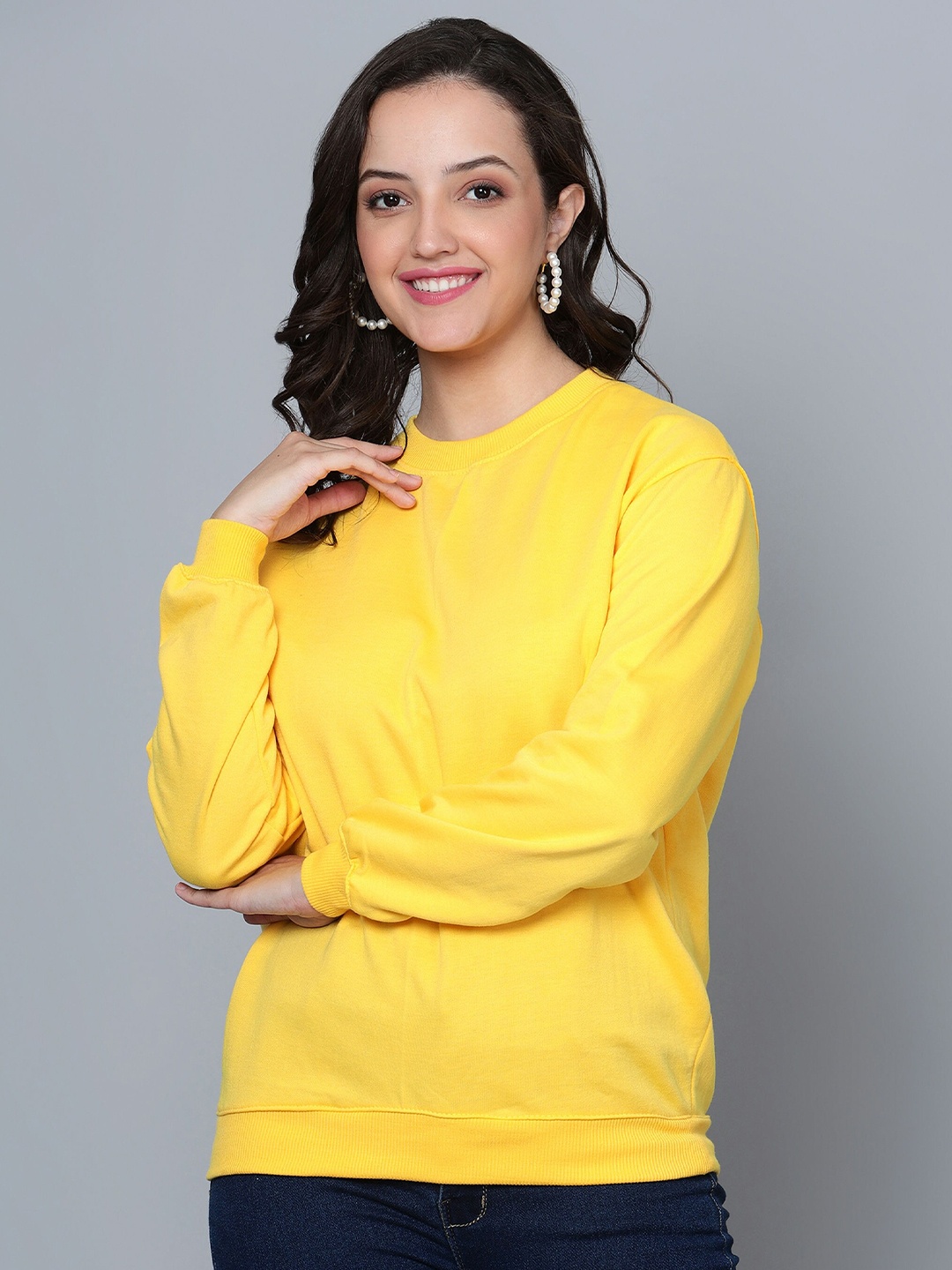 

Fashion And Youth Round Neck Sweatshirt, Yellow