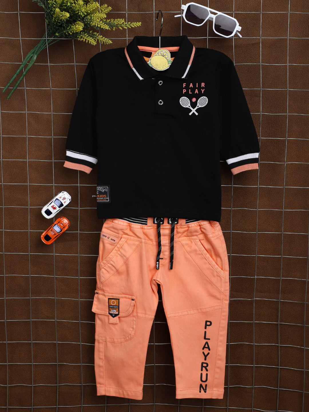 

V-Mart Infants Kids Printed Pure Cotton T-shirt With Trousers, Black