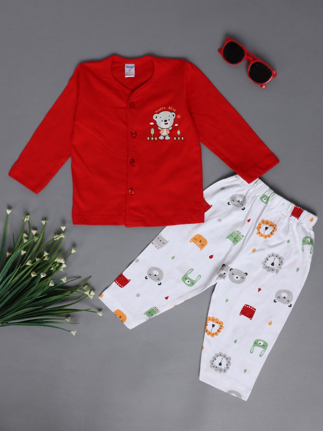 

V-Mart Infants Kids Printed Pure Cotton T-Shirt With Pyjamas, Red