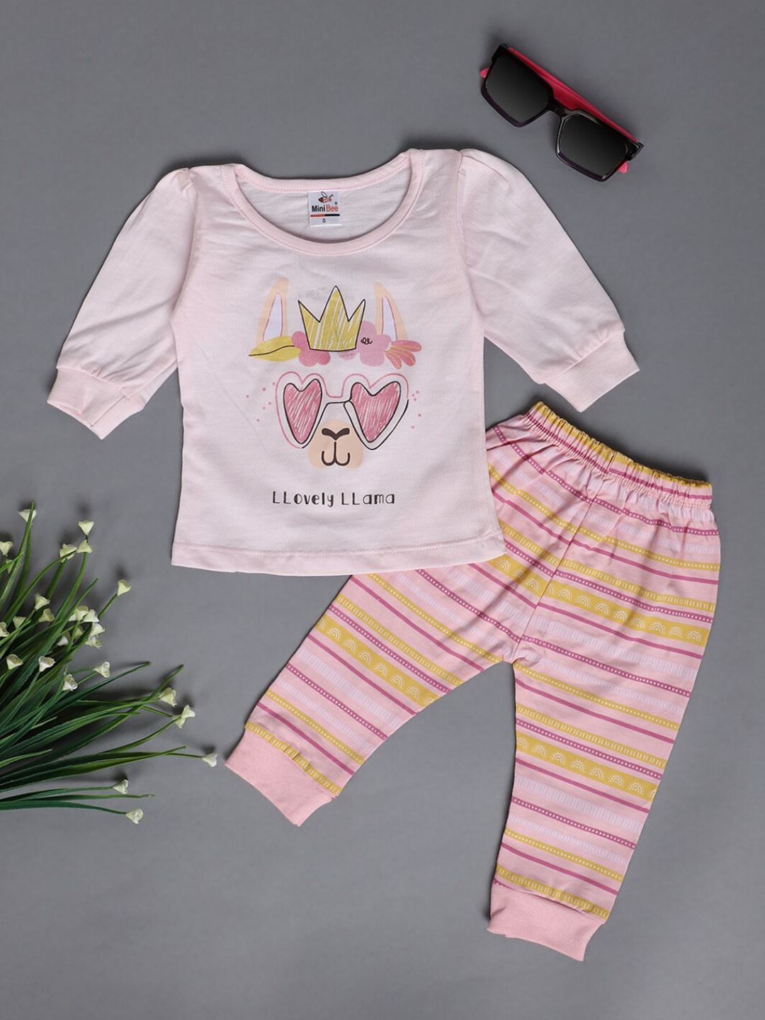 

V-Mart Infants Kids Printed Pure Cotton Top With Trousers, Pink