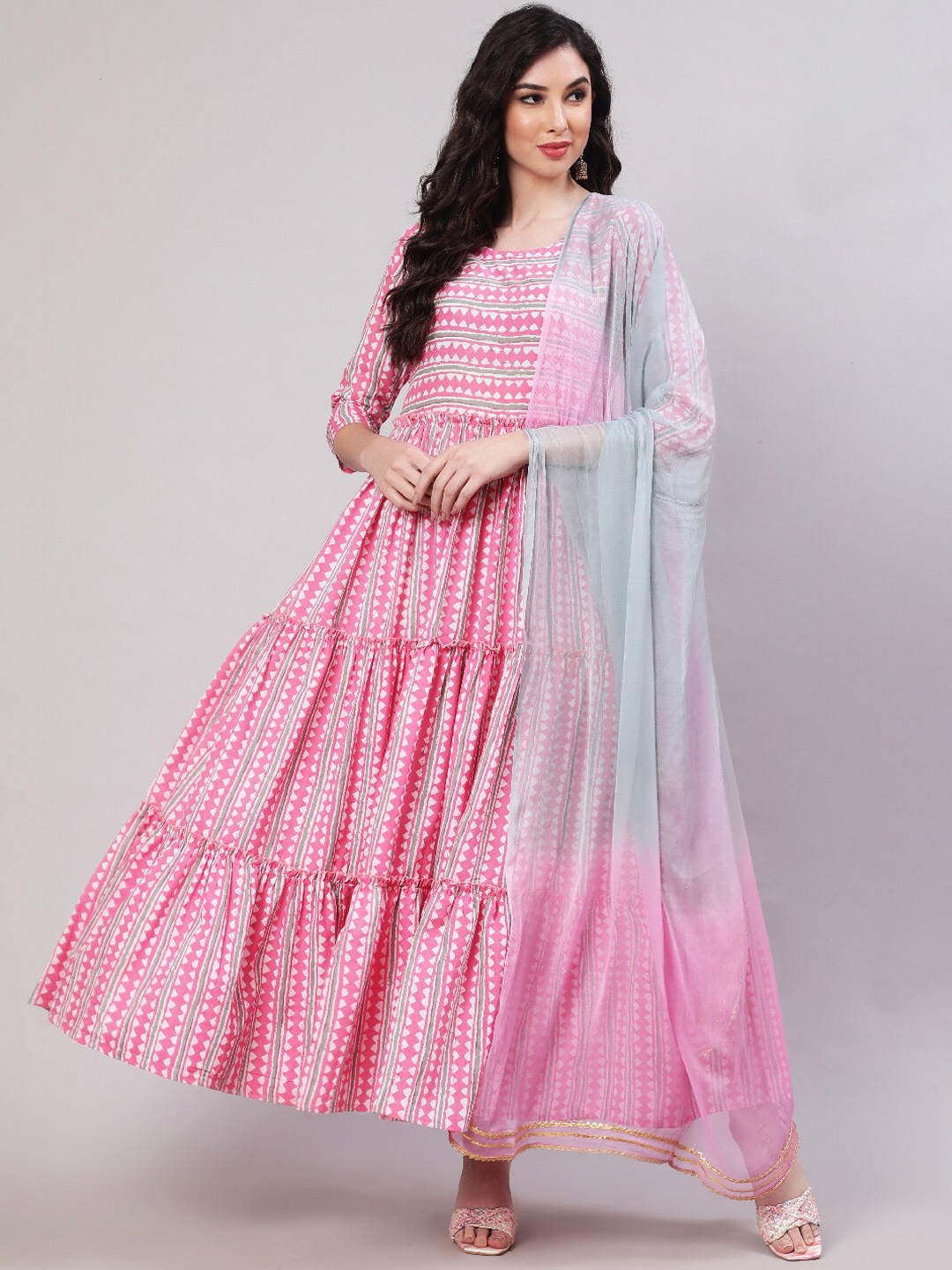 

GLAM ROOTS Women Pink Printed Tiered Kurta with Trousers & With Dupatta