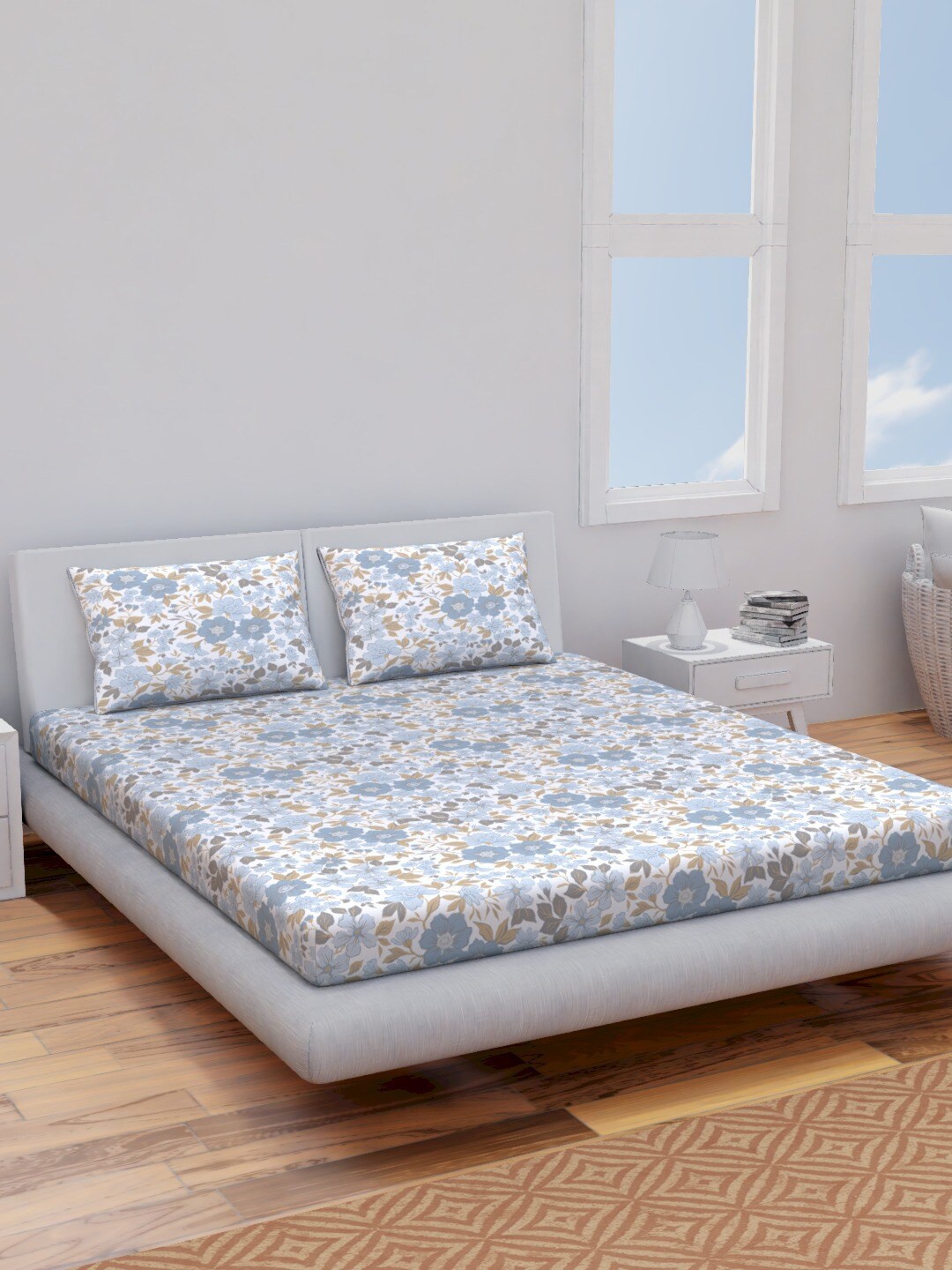 

Himeya White & Blue Printed Cotton 120 TC King Bedsheet with 2 Pillow Covers