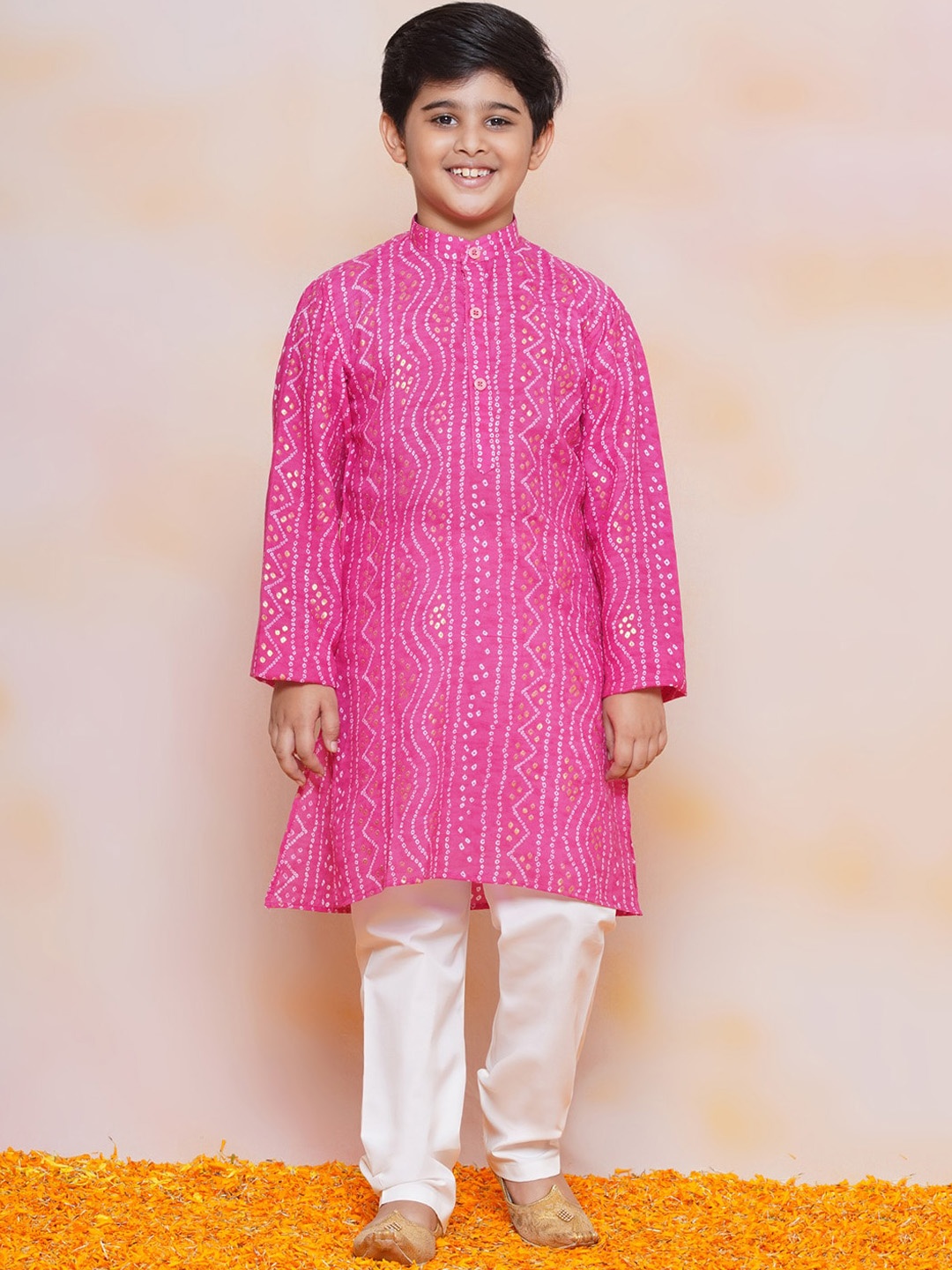 

Aj DEZInES Boys Bandhani Printed Mandarin Collar Pure Cotton Kurta with Pyjamas, Pink