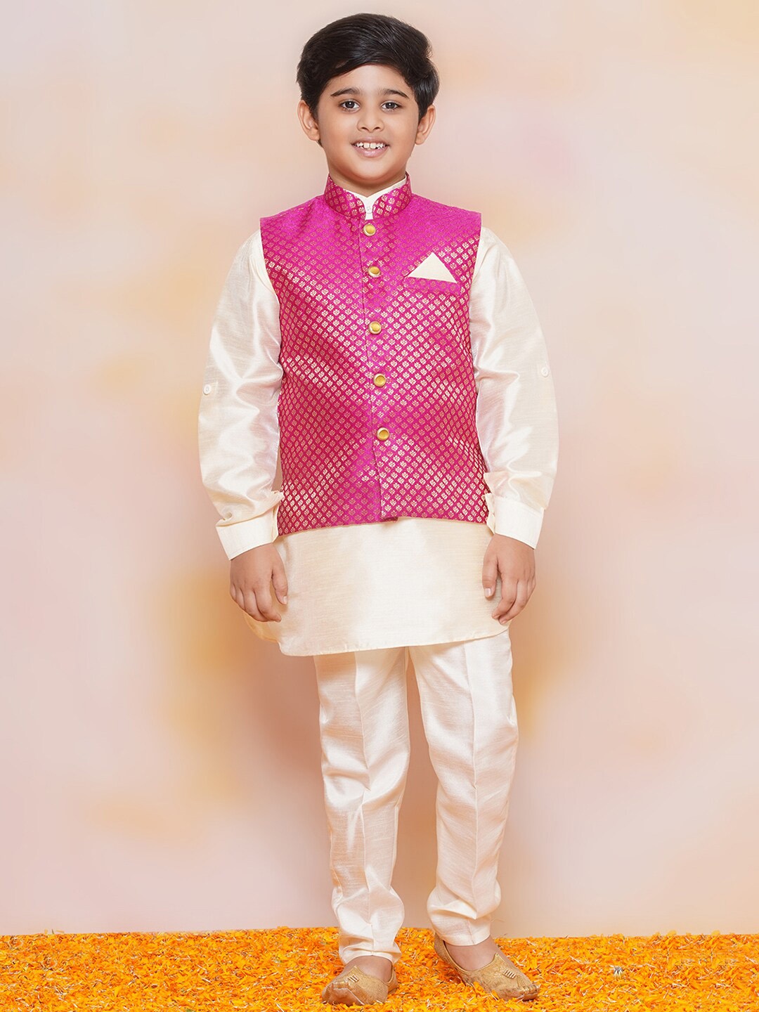 

Aj DEZInES Boys Mandarin Collar Regular Kurta With Pyjamas & Nehru Jacket, Pink