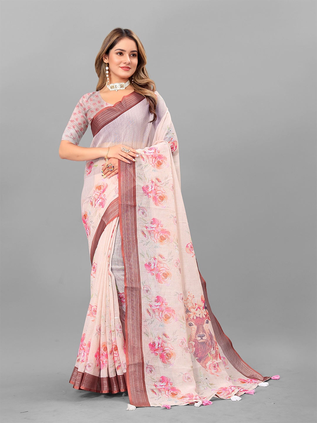 

V3 FASHION STUDIO Floral Printed Zari Pure Linen Jamdani Saree, Peach
