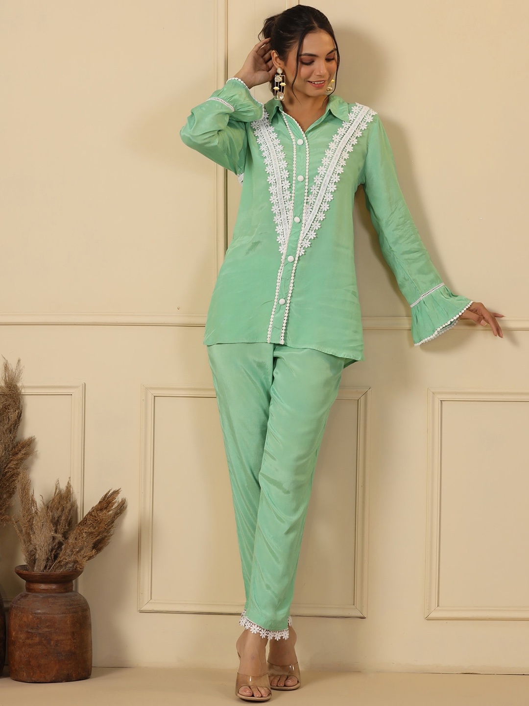 mirari Lace Design Shirt Collar Shirt With Trousers, Green