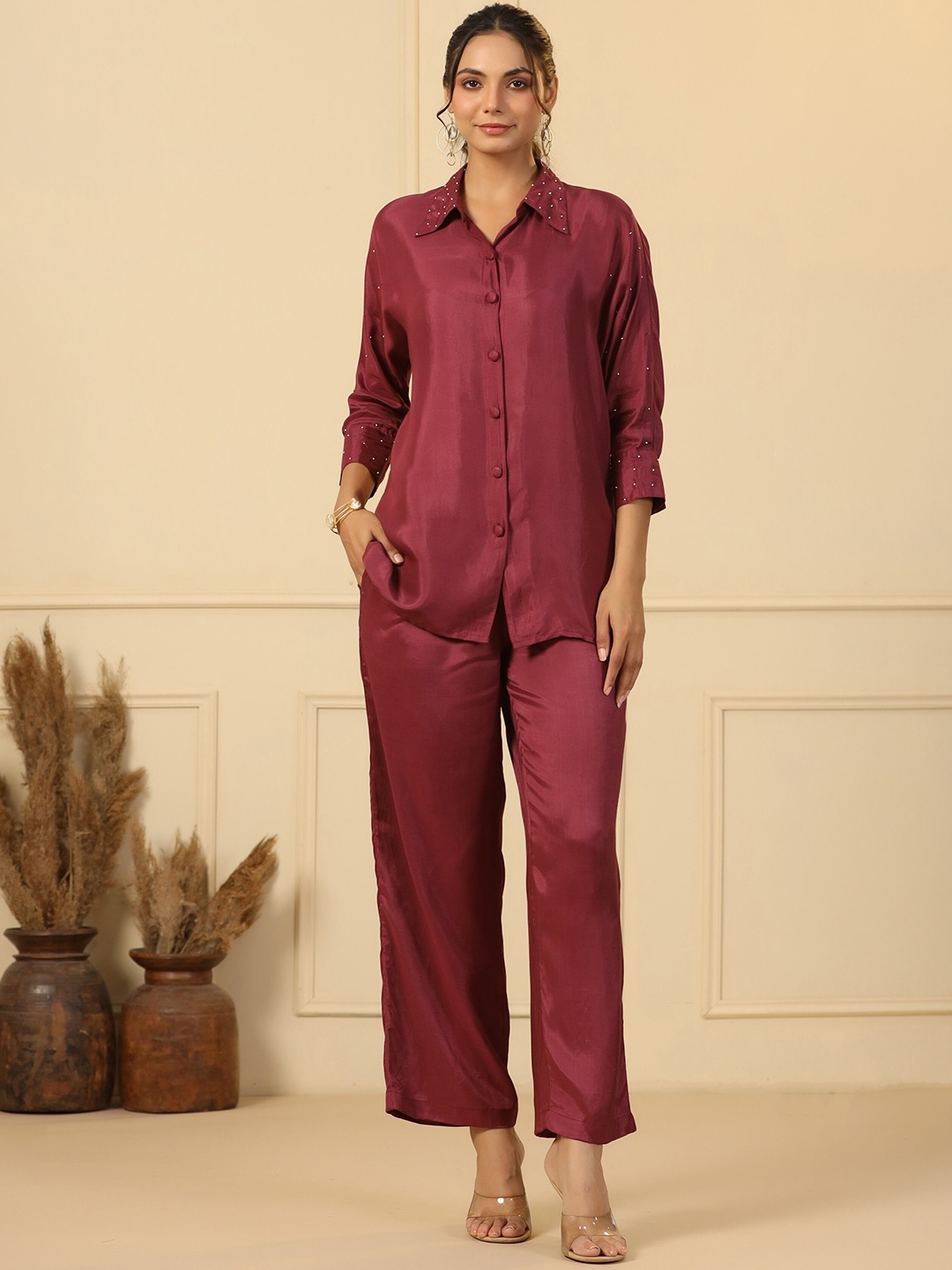 

mirari Embellished Shirt & Trouser, Maroon