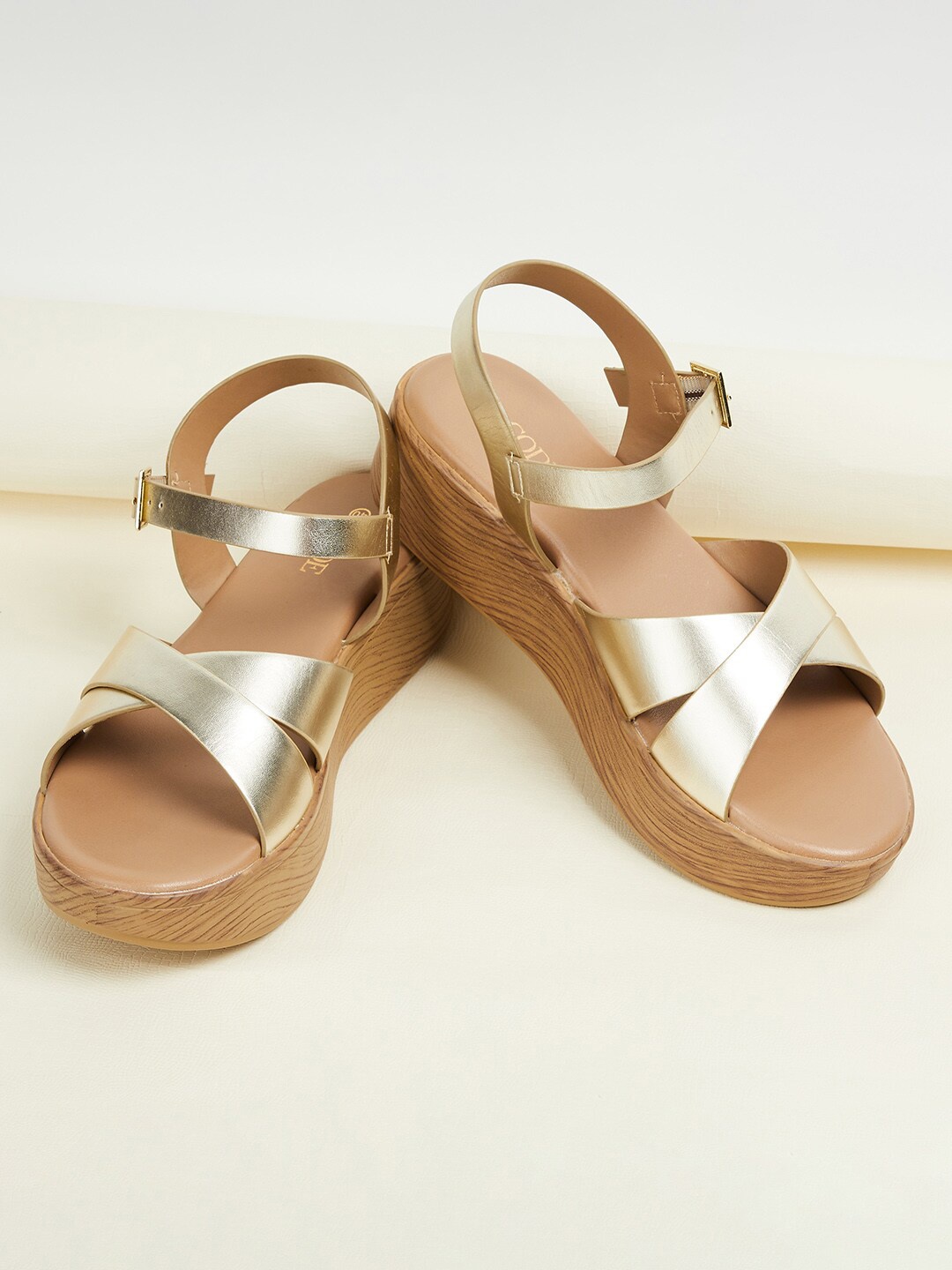 

CODE by Lifestyle Solid Flatform Sandals with Buckles, Gold