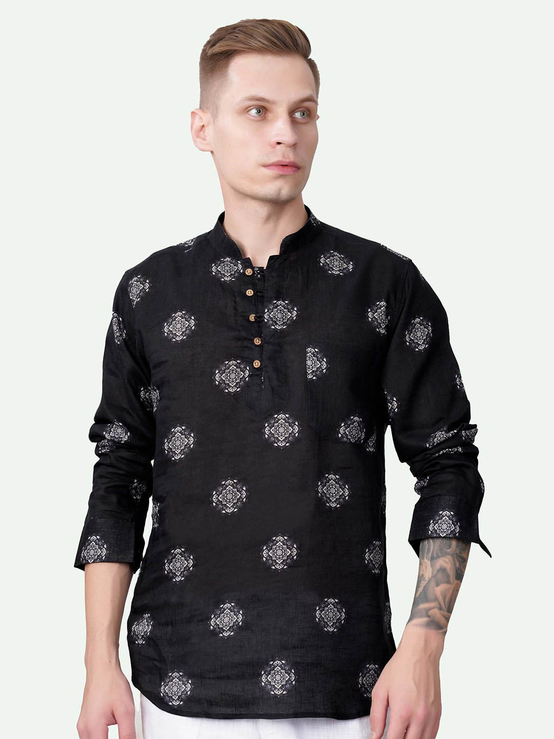 

FRENCH CROWN Floral Printed Standard Regular Fit Opaque Cotton Casual Shirt, Black
