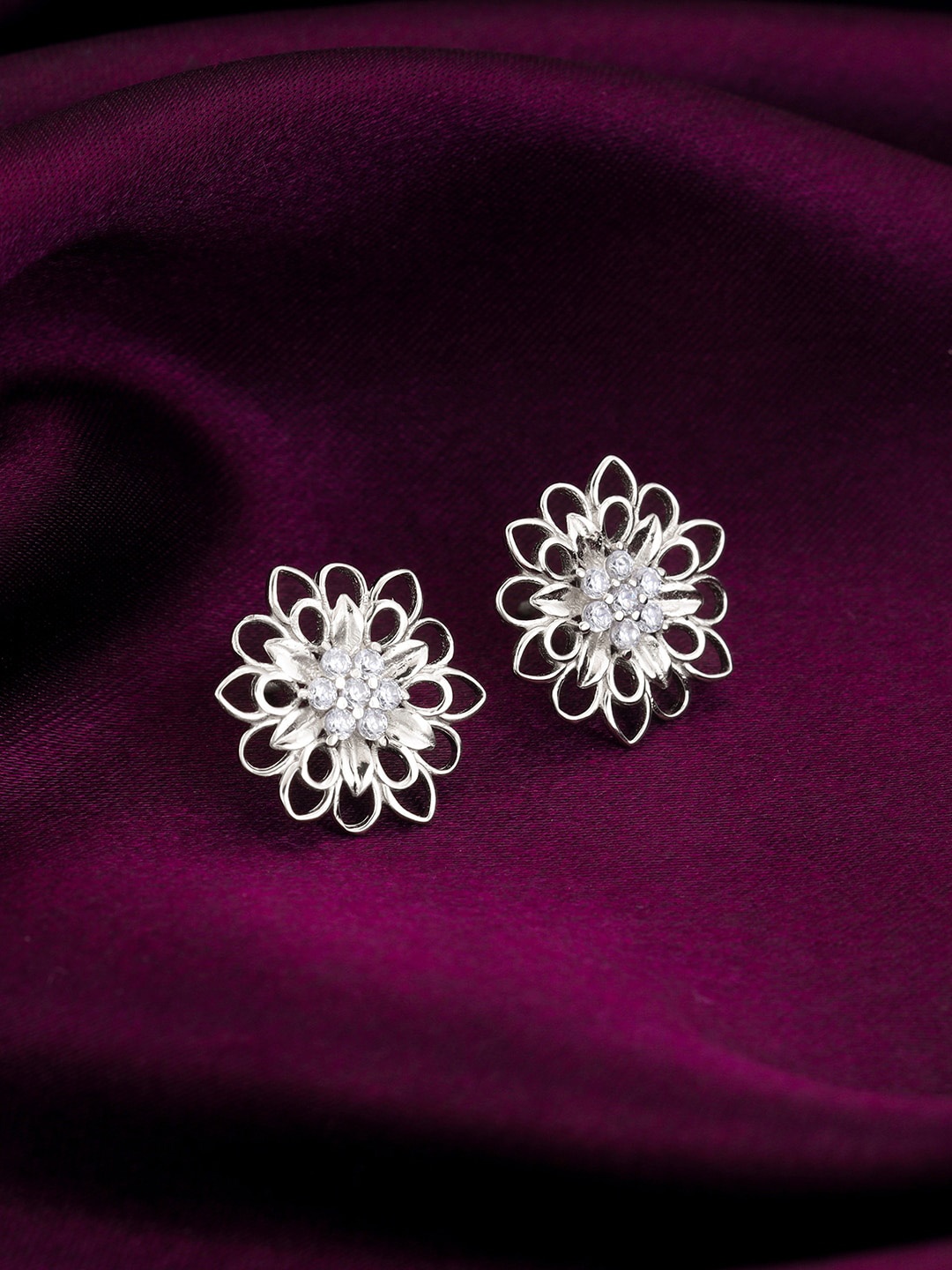 

GIVA Rhodium-Plated 925 Sterling Silver Zircon-Studded Floral Studs Earrings