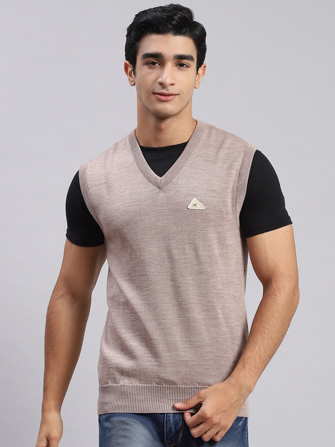 

Monte Carlo V-Neck Sleeveless Woolen Sweater Vest, Beige