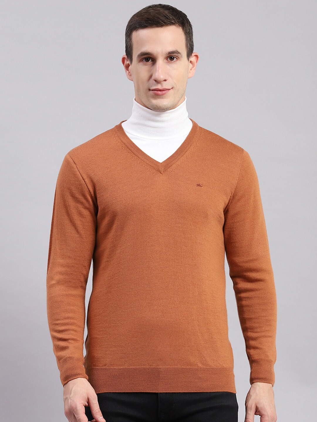 

Monte Carlo V-Neck Woolen Pullover Sweater, Brown