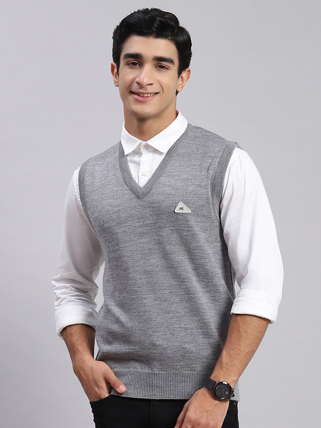Monte Carlo Solid V-Neck Sleeveless Woollen Sweater Vest, Grey