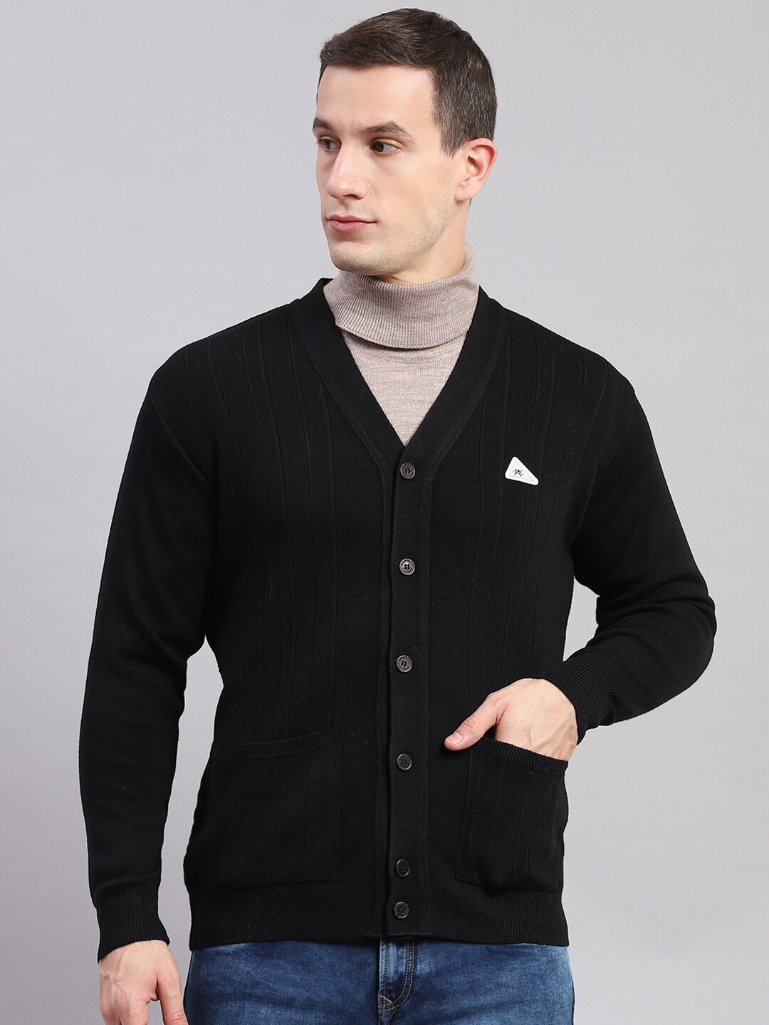 

Monte Carlo Solid V-Neck Woollen Cardigan, Black