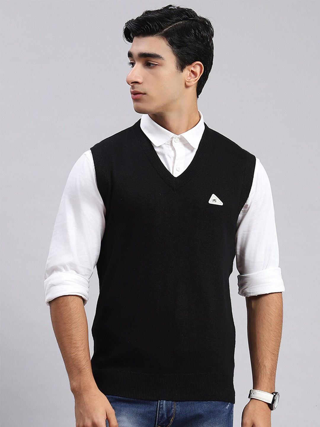 

Monte Carlo V-Neck Sleeveless Woollen Sweater Vest, Black
